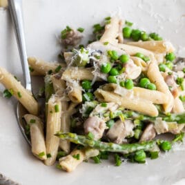 A plate of Pasta with Peas and Prosciutto.