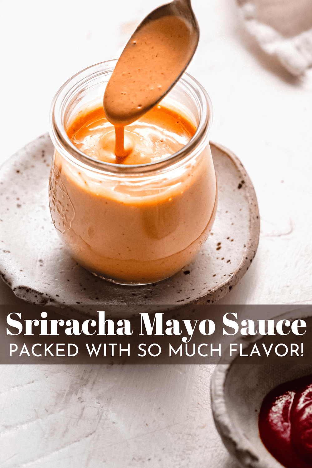 Spicy Sriracha Mayo (Creamy & Delicious!)